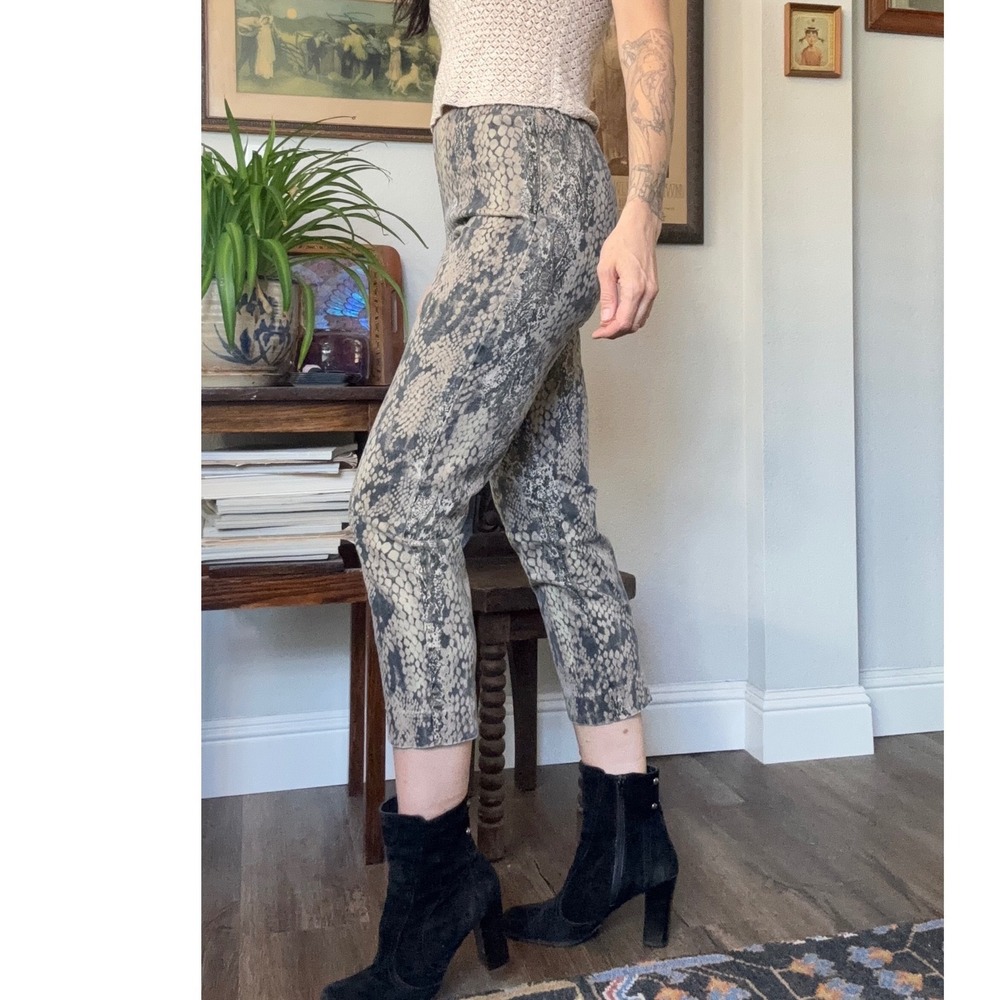 Y2K 90s High Rise Snakeskin Print Cropped Pants Slim Fit Grey Tan Animal Print